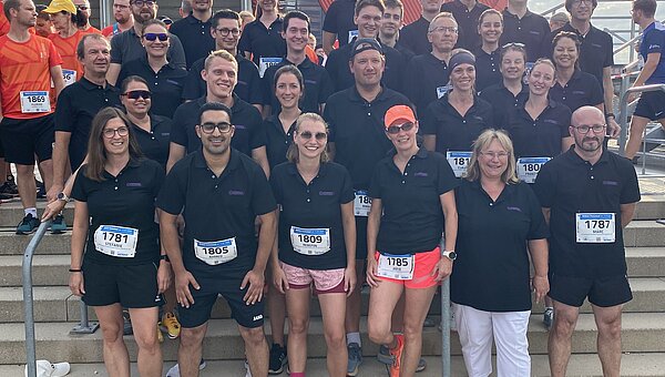 The Kroschu running team at the REWAG company run.